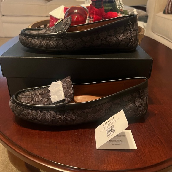 Coach Mona Driver In Signature Jacquard new in box - Picture 5 of 8